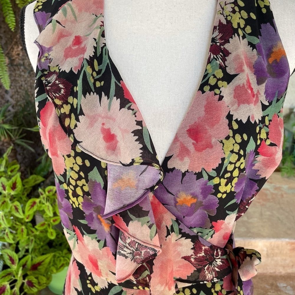 Sara Campbell Black Floral Wrap Around mid Length Dress size 2 - Picture 2 of 7